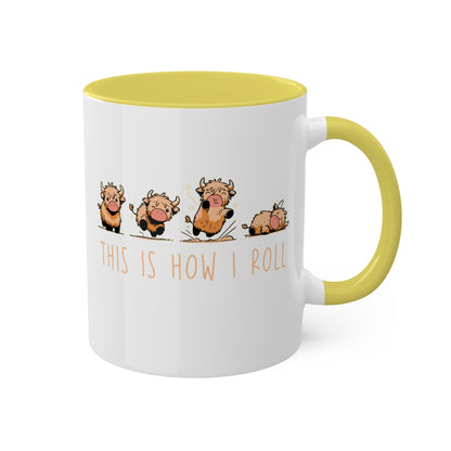 Así es como me muevo con las lindas vacas de las Tierras Altas - Taza de café colorida de 11 oz