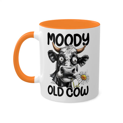 Taza de café divertida y colorida de 11 oz con la frase "Moody Old Cow"