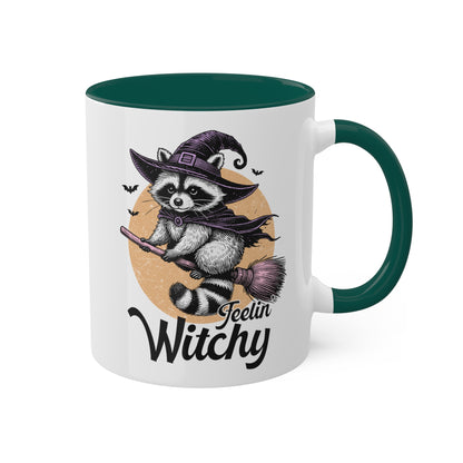 Siéntete como una bruja con un adorable mapache: taza colorida de Halloween de 11 oz