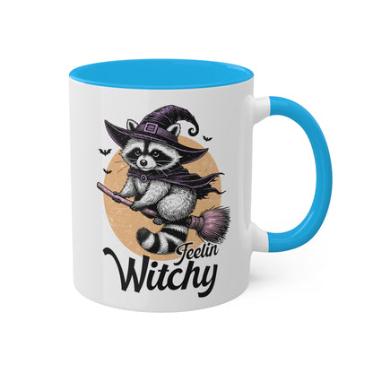 Siéntete como una bruja con un adorable mapache: taza colorida de Halloween de 11 oz